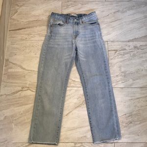 🔹Levi’s High Rise Ankle Straight Jeans 🔹